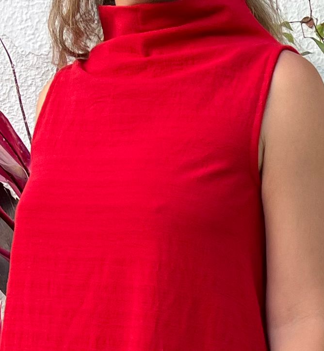 Blusa Sin Mangas Cuello Alto Yooko