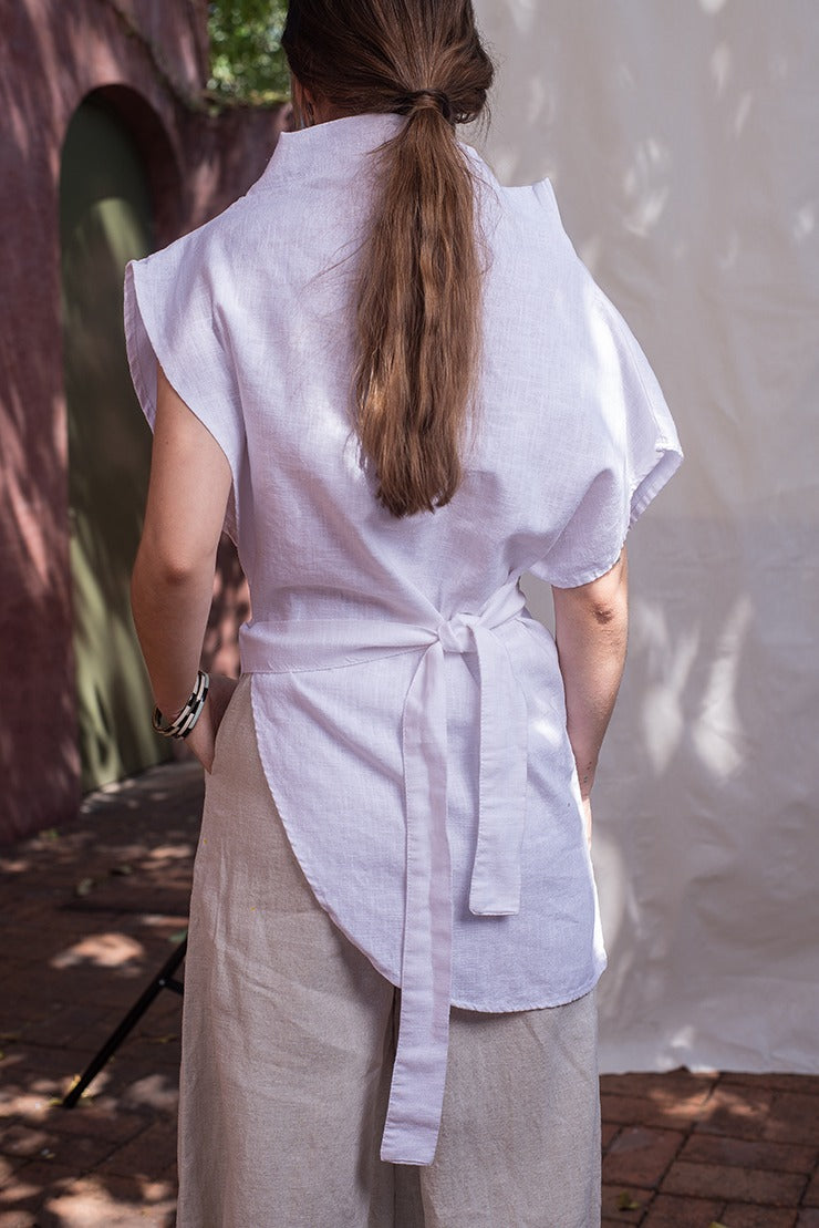 Blusa 1 Manga Asimétrica Erika