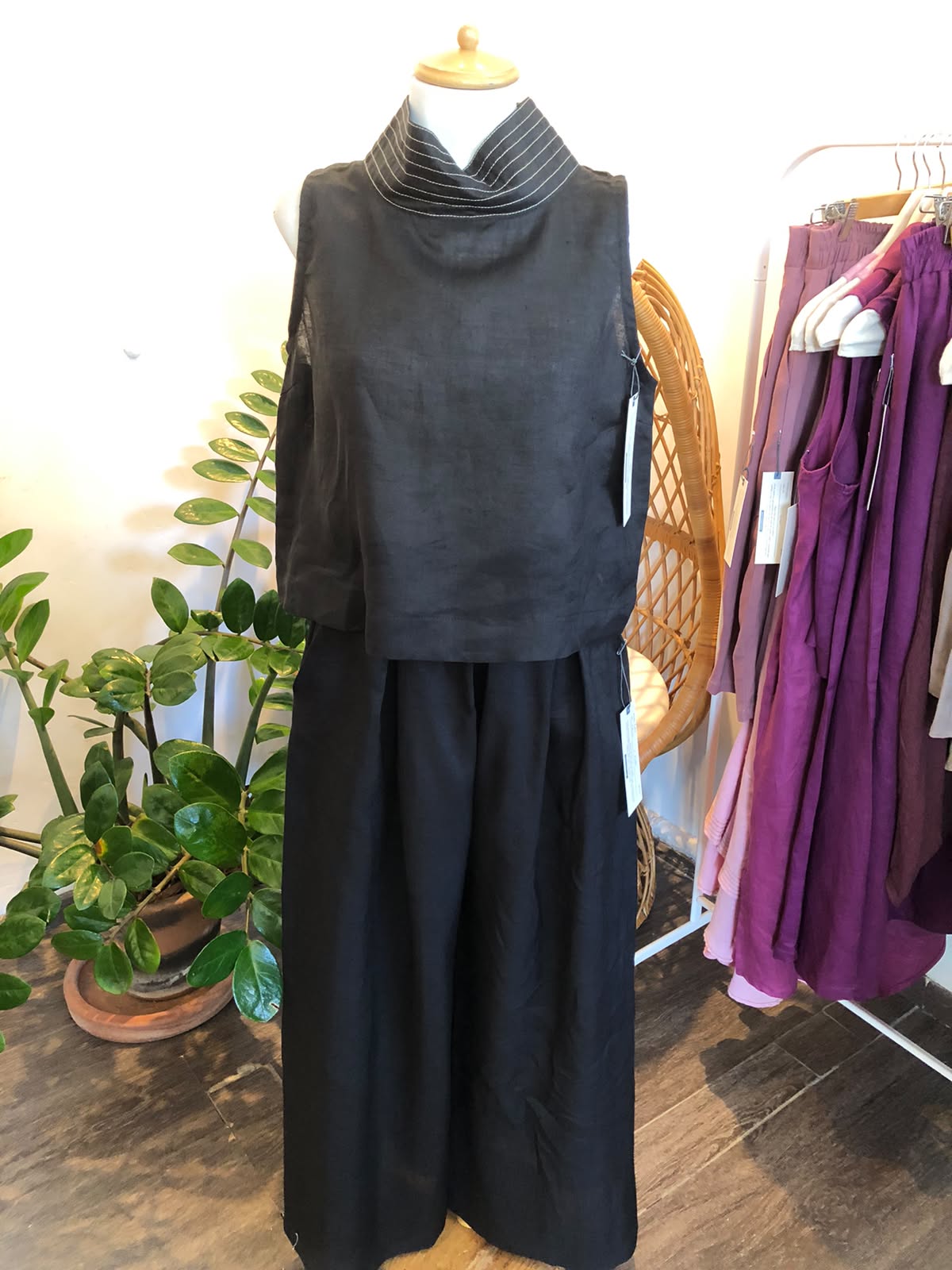 Blusa lino cuello pespuntes Fera