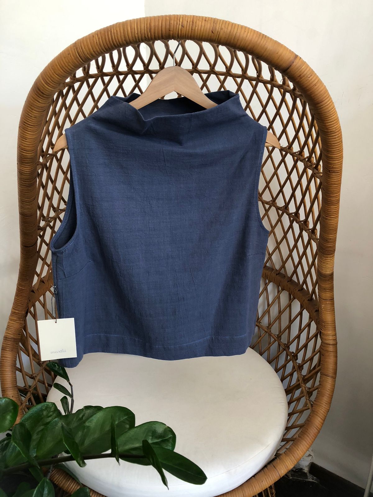 Blusa Sin Mangas Cuello Alto Yooko