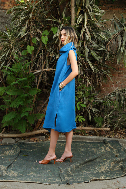 Vestido Cuello Alto Asimetrico Mabel