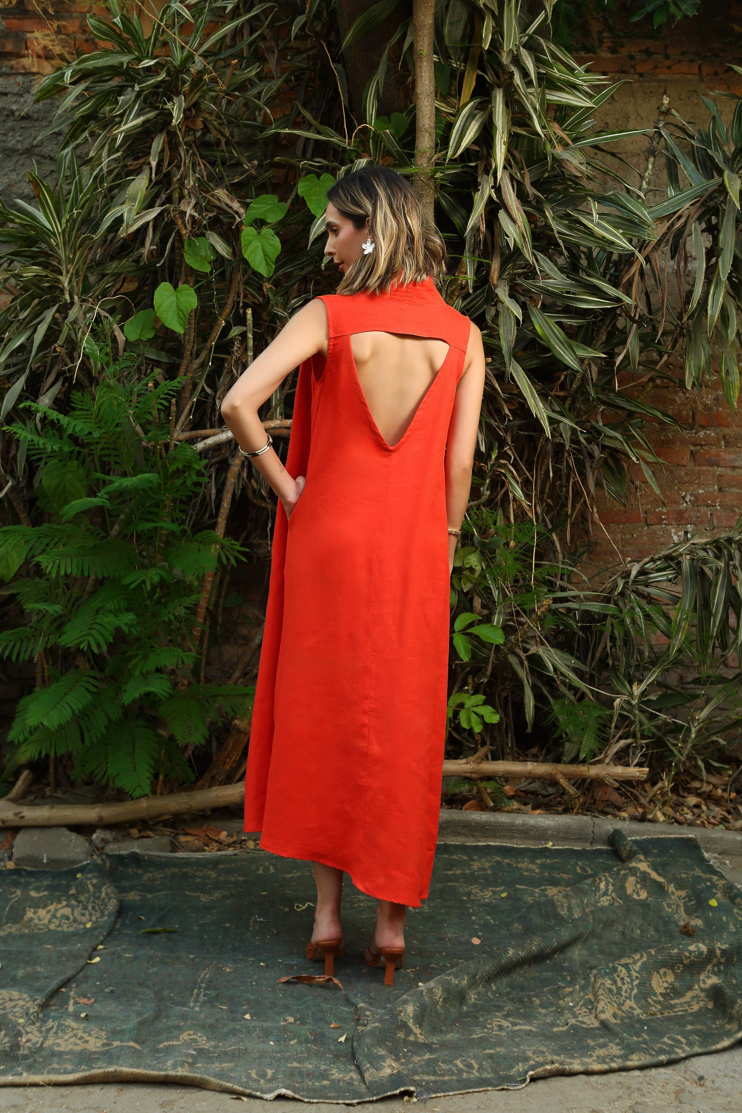 Vestido Cuello Pespunter Lino Alondra