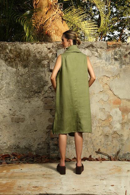 Vestido Cuello Alto Asimetrico Mabel