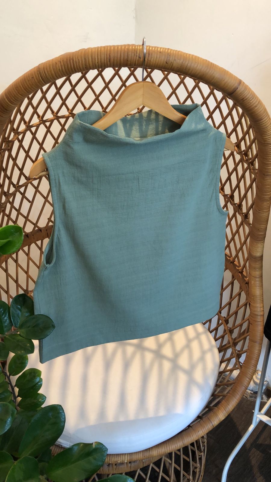 Blusa Sin Mangas Cuello Alto Yooko