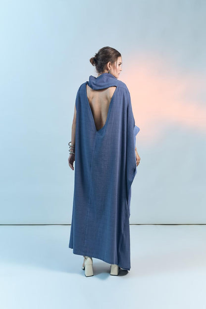 Vestido Largo  Asimetrico escote V espalda.