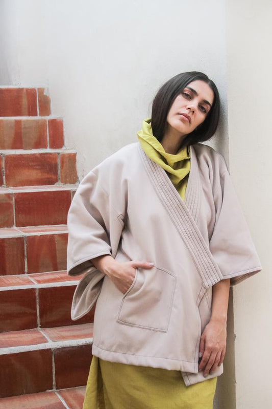 Kimono Oversize Con Bolsas En Acrilana