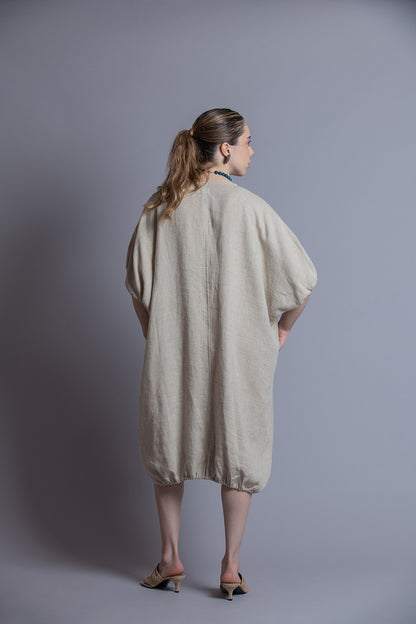Vestido Amplio con resorte en mangas Lino Zuri