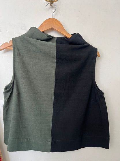 Blusa cuello alto bycolor Reparto