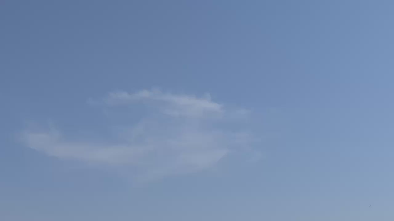 Cargar video: Slow Fashion hecha en México por dos hermanas